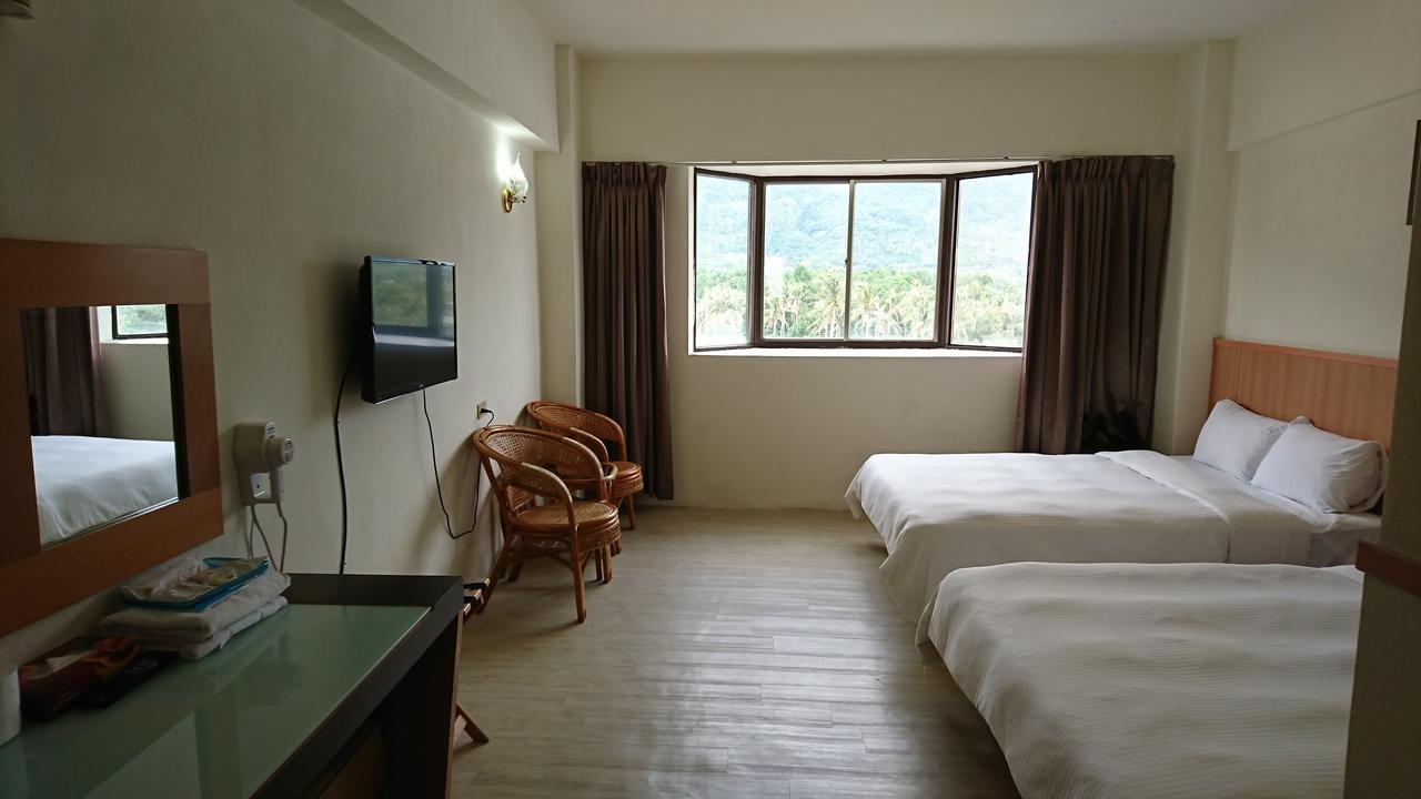Angela Hotel Taitung ภายนอก รูปภาพ